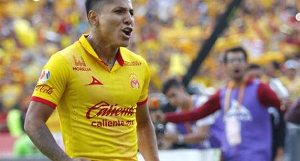 Raúl Ruidíaz confirmó que seguirá jugando en el Monarcas Morelia, tras los fuertes rumores de su salida hacia otro club. Al cuadro de Michoacán se le ocurrió esta idea para anunciarlo. (Foto: Facebook)