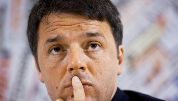 Italia: Renzi en "encrucijada" para legalizar unión homosexual
