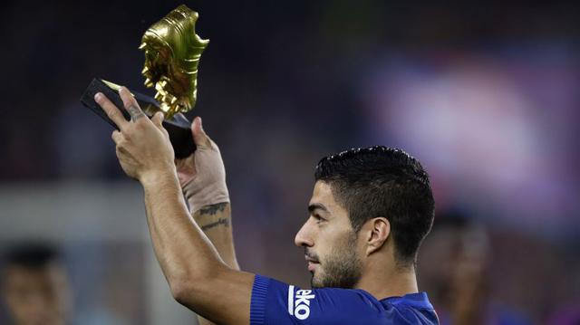 Luis Suárez: así presentó su Bota de Oro en el Camp Nou - 3