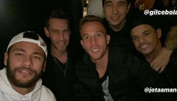 Neymar se reunión con Arthur, del Barcelona, y sus amigos en España. (Foto: Instagram)