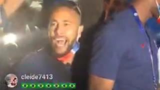 Neymar comandó la celebración del PSG tras clasificar a la final de la Champions | VIDEO