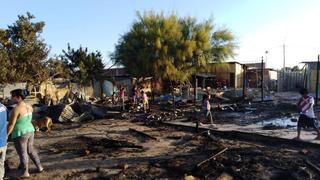 Piura: dos incendios consumen 7 viviendas y dejan 25 damnificados | FOTOS