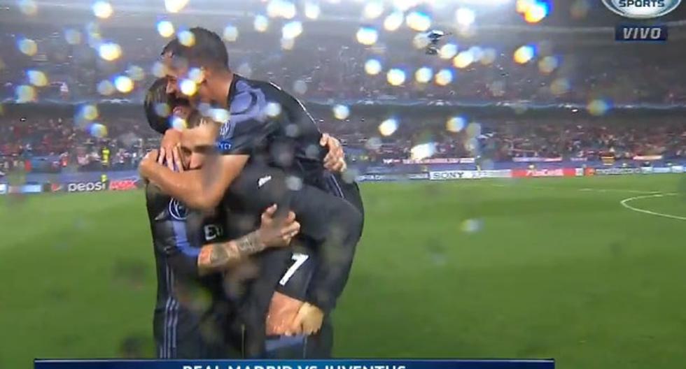 Con una intensa lluvia que caía en el Vicente Calderón, los jugadores del Real Madrid estallaron de emoción tras clasificar a la final de la Champions League. (Video: FOX Sports)