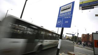 Corredor Javier Prado: pocos buses en primer día útil de prueba