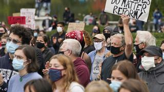 Cientos de manifestantes se movilizaron contra Trump y el racismo antes del debate en Cleveland | FOTOS