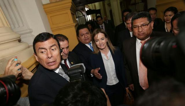 La interpelación a Marilú Martens en el pleno del Congreso inició a las 10 a.m. (Foto: Anthony Niño de Guzmán / El Comercio)