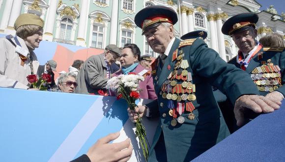 Las celebraciones del 9 de mayo en Rusia están dedicadas a los alrededor de 20 millones de soviéticos muertos durante la guerra. (Foto: OLGA MALTSEVA / AFP)
