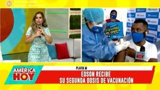 Edson Dávila acude a vacunarse y hace pedido a personal de EsSalud: “Aunque sea inviten desayuno” | VIDEO