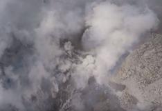 Drones registran desde el aire al volcán Sabancaya en plena erupción | VIDEO