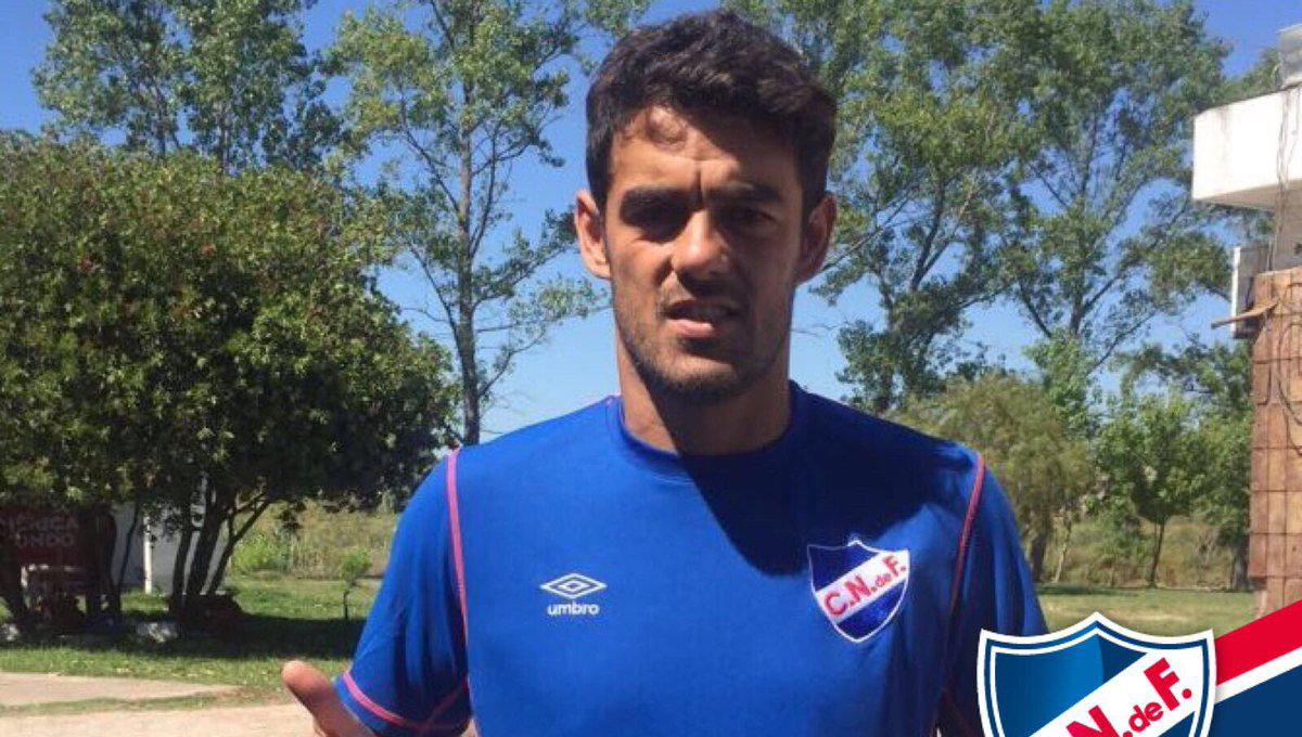 Luis Aguiar forma parte de la plantilla de Nacional de Uruguay. Su vínculo será por todo el 2018. En el país oriental la noticia fue sorpresiva, pues el 'Canario' es hincha acérrimo de Peñarol. (Foto: @Nacional)