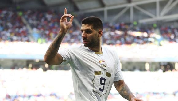 Aleksandar Mitrovic puso el 3-1 de Serbia vs Camerún. (Foto: REUTERS)