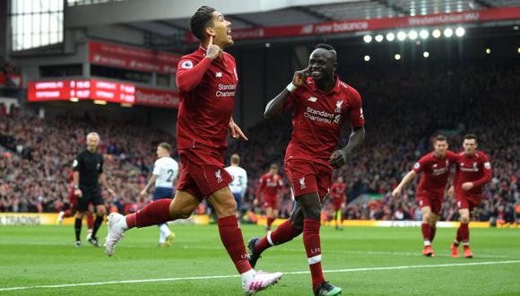 Liverpool se impuso por 2-1 frente a Tottenham por la jornada 32º de la Premier League. Los reds son los nuevos líderes del torneo (Foto: AFP)