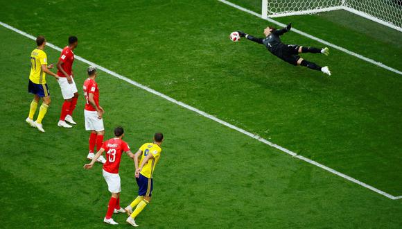 Suecia vs. Suiza: la acción más clara del primer tiempo. (Foto: AFP)