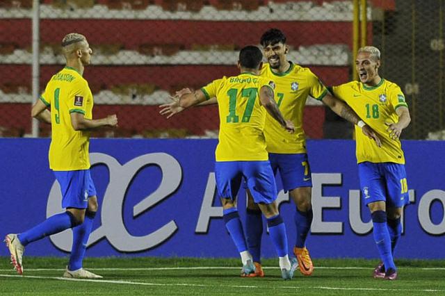 Brasil vence a Bolivia en La Paz por Eliminatorias. (Foto: AFP)
