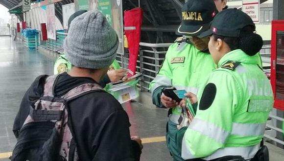 La medida de la Policía busca que los pasajeros del Metro de Lima con total tranquilidad. (Difusión)