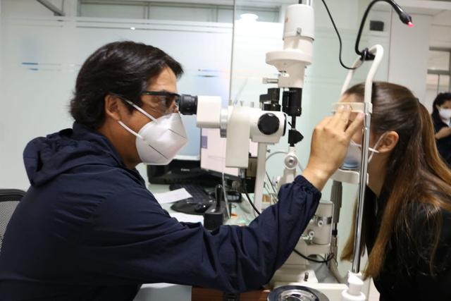El oftalmólogo Juan Carlos Izquierdo nos habla sobre la glaucoma y cómo se puede prevenir | Foto: oftalmosalud