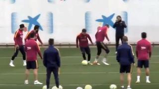 Lionel Messi 'humilló' a Gerard Piqué en Barcelona [VIDEO]