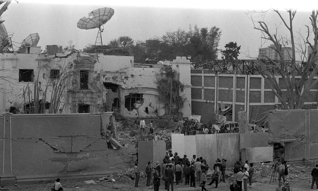 Terrorist attack against channel 2 facilities that occurred on June 5, 1992. Darío Médico / GEC Historical Archive