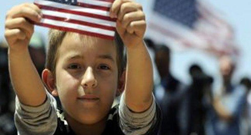 Los inmigrantes que se naturalizan obtienen una serie de beneficios únicos de los ciudadanos americanos. (Foto: loteriausa.com)