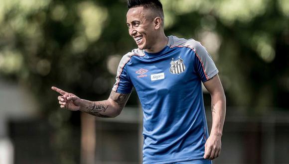 Christian Cueva, en entrenamiento de Santos. (Foto: Santos FC)