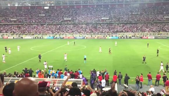 YouTube: los emocionantes minutos finales desde la tribuna. (Video: Julio Vizcarra / El Comercio)