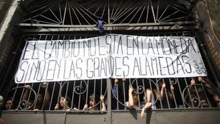 Chile: estudiantes toman la sede central de Michelle Bachelet