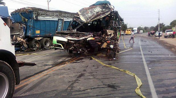 La Libertad: dos personas mueren en un accidente de tránsito - 1