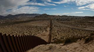 Veinte estados de Estados Unidos intentan bloquear en la justicia el muro con México