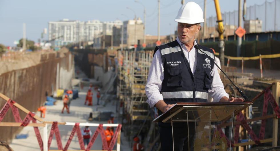 Alcalde Jorge Muñoz informó que los estacionamientos subterráneos se construirán con inversión privada (Foto: Anthony Niño De Guzmán)