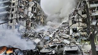 El balance de muertos por el brutal ataque ruso contra un edificio residencial en Dnipro sube a 44 y hay 22 desaparecidos