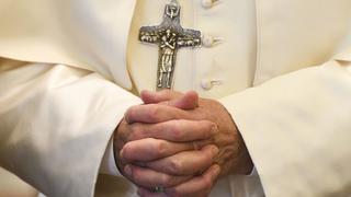 Vaticano procesará a sacerdote por posesión de pornografía infantil