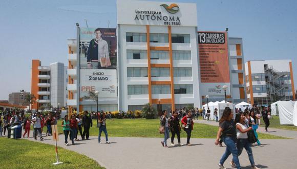 Universidad Autónoma del Perú permitió que los estudiantes cursen carreras que no tenían autorización. (El Comercio)