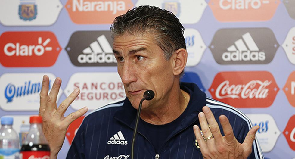 Edgardo Bauza, técnico de la Selección Argentina, llamó la atención al advertir un conocido punto débil de la Selección Peruana, por lo que trabajarán por ello. (Foto: Getty Images)