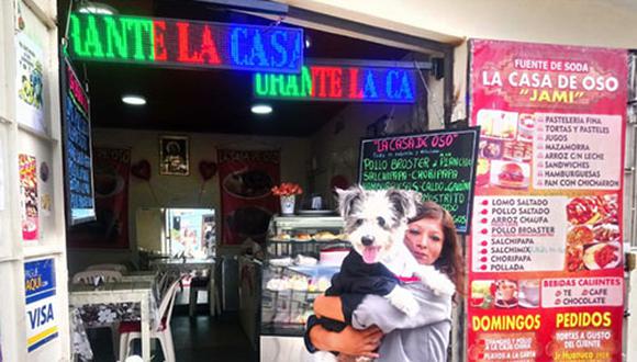 Jackie Fernández asegura que Oso es y será su único hijo. Aquí frente a su restaurante ubicado en el distrito de San Martín de Porres. (Foto: Cortesía Julissa Fernández)