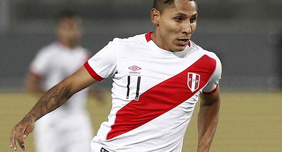Franco Navarro, extécnico de la Selección Peruana, opinó que Raúl Ruidíaz debería ser titular ante Argentina por el buen momento que pasa en el fútbol de México. (Foto: Getty Images)