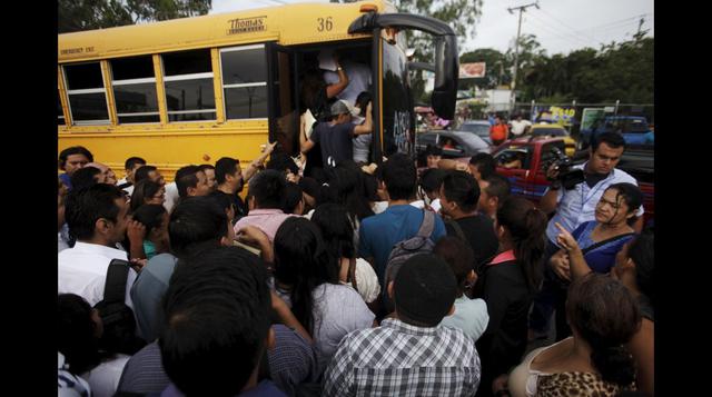 Caos y muerte en El Salvador por paro convocado por pandillas - 8