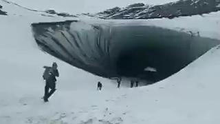 El momento en el que un turista brasileño muere aplastado por un trozo de hielo en Ushuaia | VIDEO