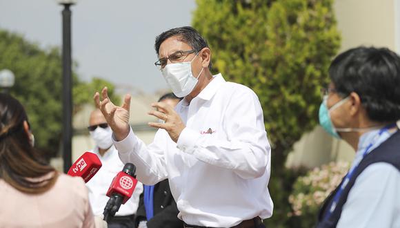 Martín Vizcarra dio negativo para la prueba de coronavirus a la que se sometió este lunes. (Foto: Presidencia)