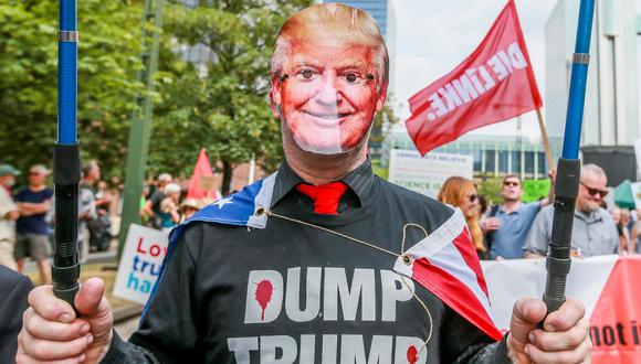 Embajada de Estados Unidos en Londres alerta que protestas contra Donald Trump pueden ser "violentas". En la imagen, una protesta contra Trump en Bruselas, sede de la cumbre de la OTAN de esta semana. (EFE).