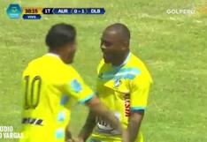 Wilmer Aguirre sorprende con dos golazos en la victoria de La Bocana sobre Juan Aurich