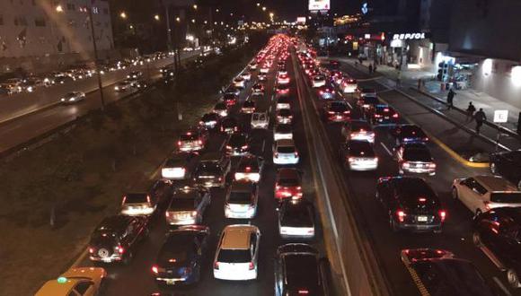 Javier Prado: congestionamiento y malestar reinó en avenida