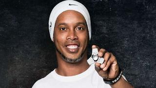 Facebook: ¿Ronaldinho 'bautizó' a este joven futbolista como su sucesor?