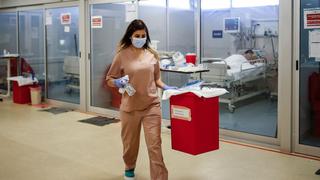Argentina registra 10.104 casos nuevos de coronavirus y 211 muertes diarias 
