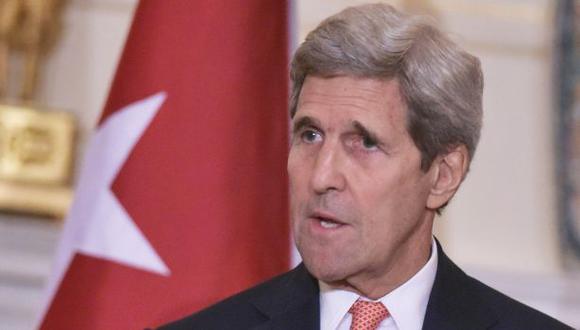 Kerry dice que por ahora EE.UU. no devolverá Guantánamo a Cuba