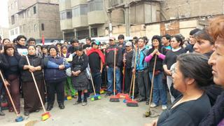 Minoristas de ex mercado La Parada realizaron plantón