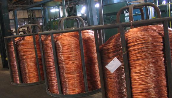 Los inventarios de cobre en los almacenes registrados ante la LME se redujeron a 135.800 toneladas. (Foto: JULIO ESCALANTE/EL COMERCIO)
