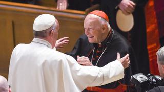 El Papa ordena reclusión de cardenal de Washington hasta juzgarle por abusos