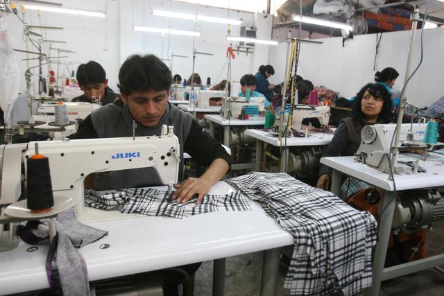 Los trabajadores del sector privado, además, podrán solicitar un día de vacaciones. (Foto: Andina)