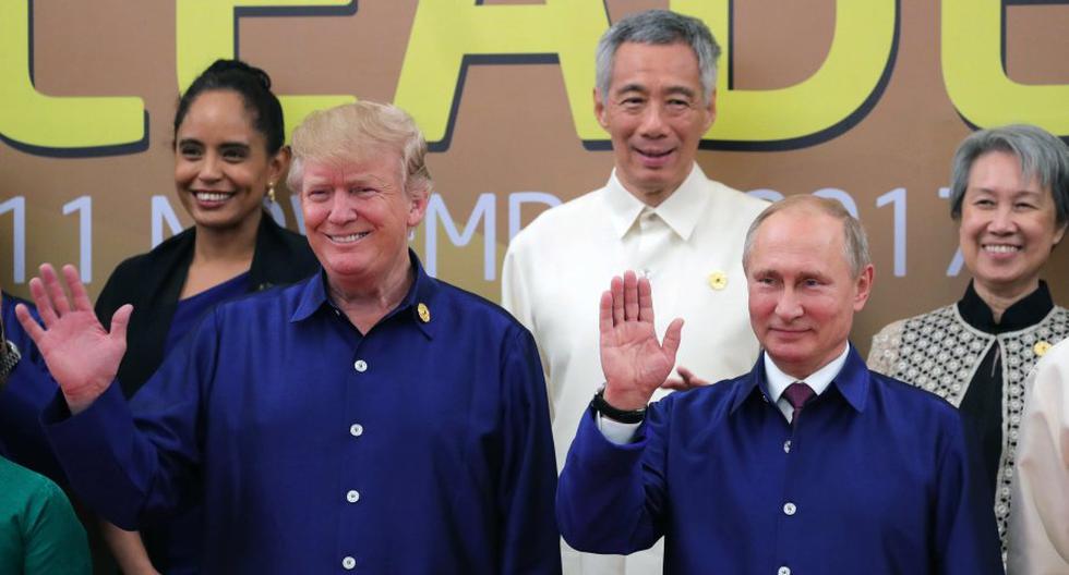 Los presidentes Donald Trump y Vladimir Putin tuvieron un encuentro informal en la cumbre APEC. (Foto: EFE)