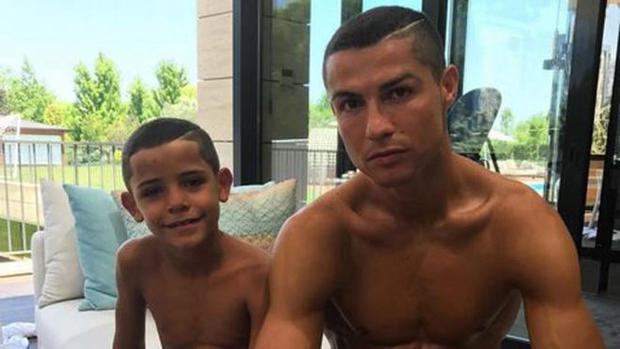 Hijo mayor de Cristiano Ronaldo, Cristiano Jr tiene 8 años